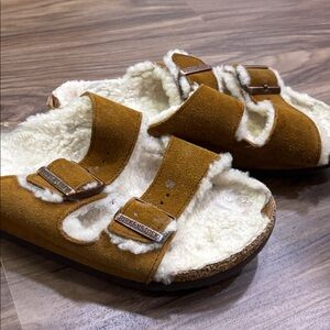 Birkenstock Tan Shearling Lined Sandals
